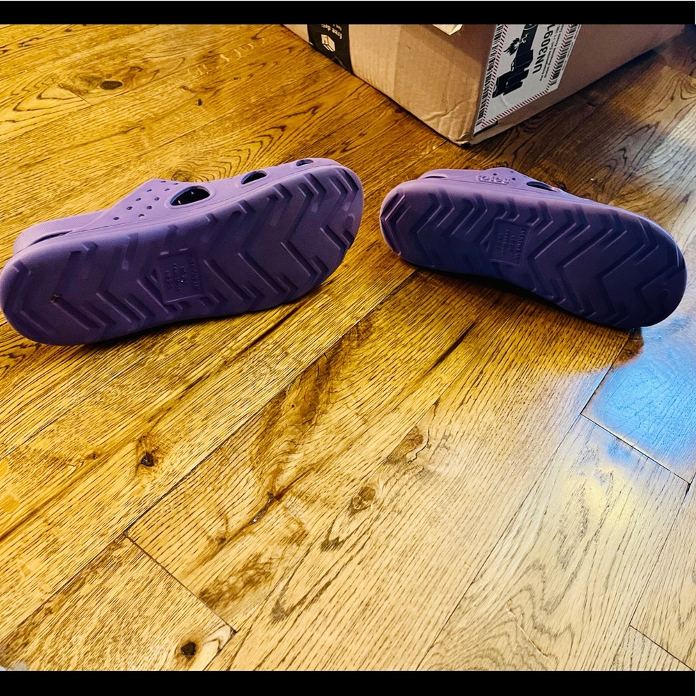 Totes Clogs - Picture 2 of 3